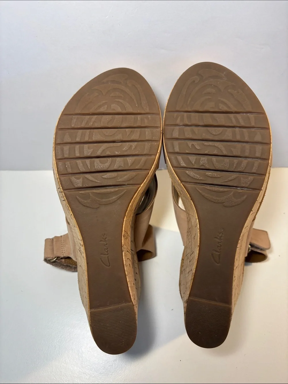 Clarks suede cross